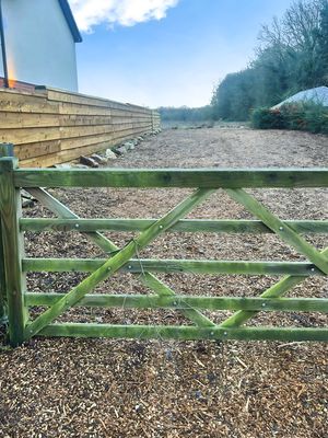 Side gate- click for photo gallery